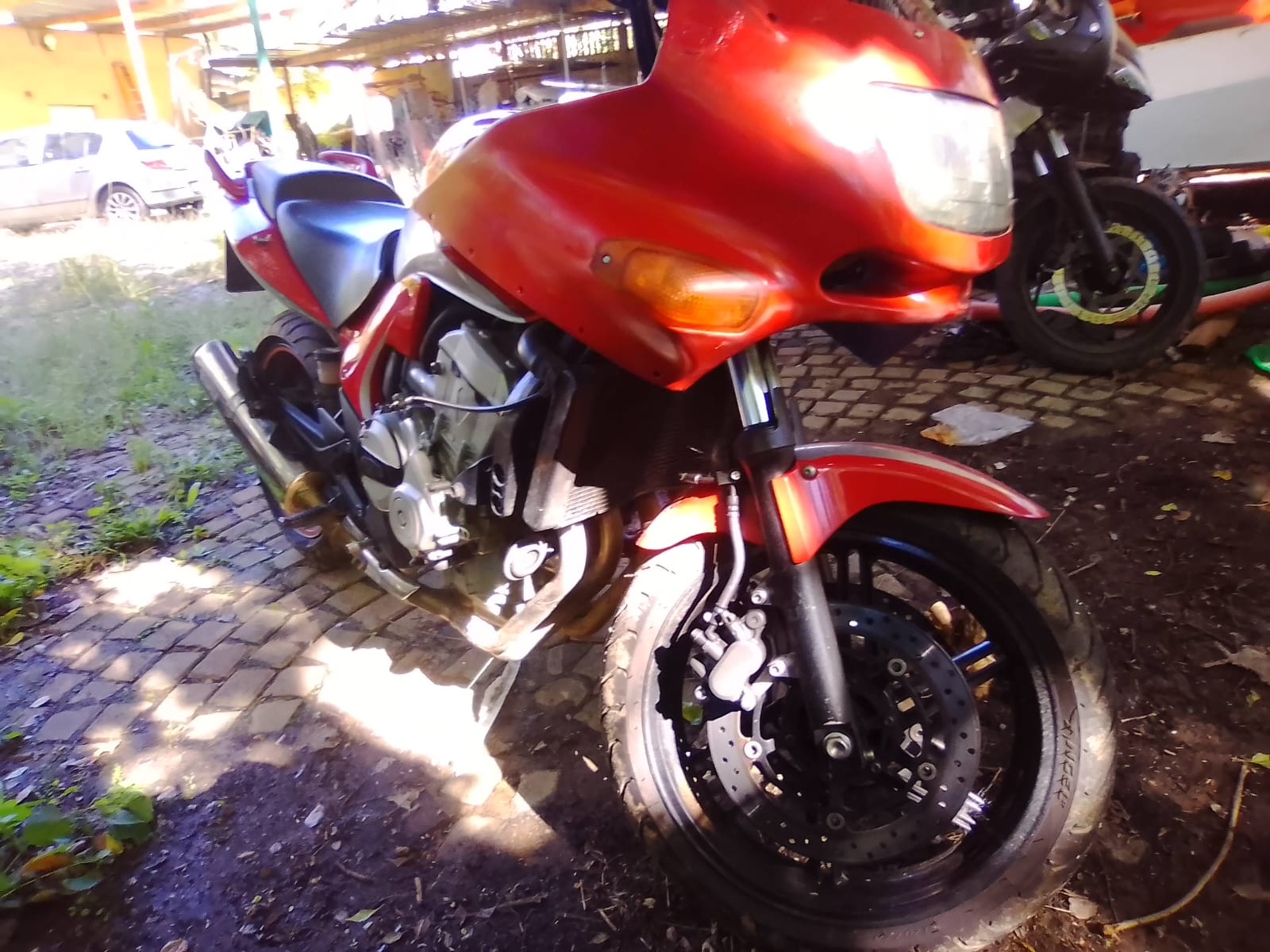 
								Honda CBF600 2005 full									